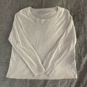 Light weight Zara summer sweater